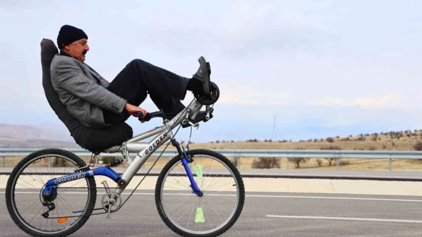 Elazığ'da ilginç bisiklet tasarımı: Polisler bile durdurup inceliyor