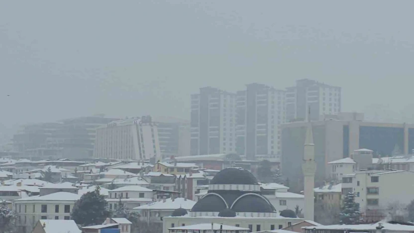 Elazığ'da yüksek kesimlerde sis etkili oluyor