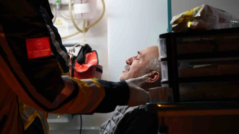 Kombi bacası yerinden çıktı: 8 kişi doğal gazdan zehirlendi