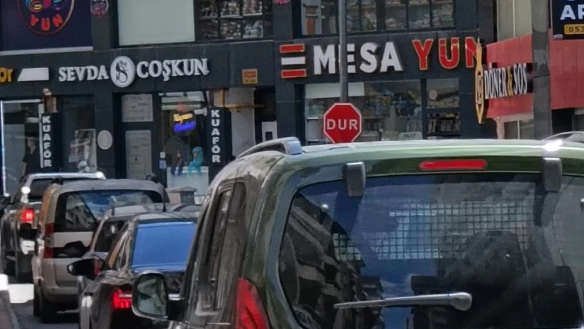 Park Sorunu Vatandaşı ve Öğrencileri Canından Bezdirdi