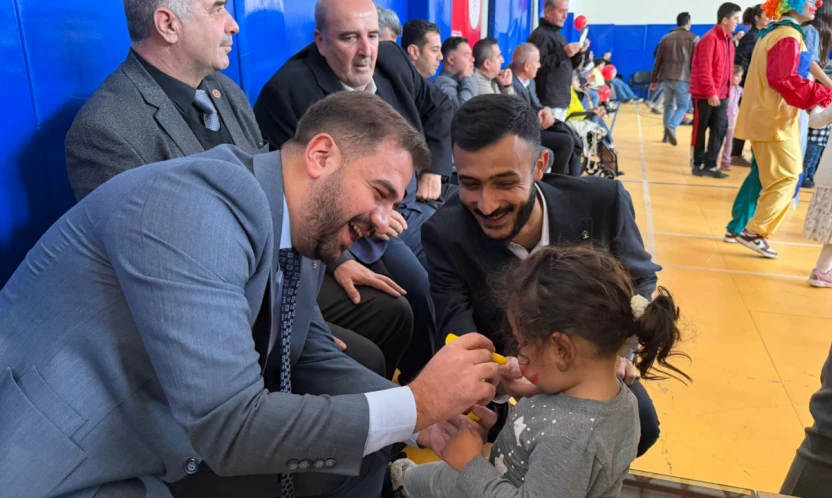 Ak Parti Elazığ İl Gençlik Kolları Başkanı Koray Adsız, ''Aramızdaki Engelleri Kaldırıyoruz'' Programına Katıldı