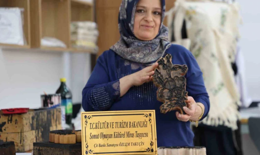 Bakanlıktan sanatçı belgesi alan usta, çit baskıyı geleceğe taşıyor