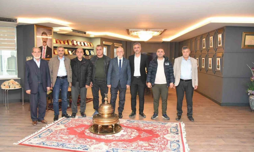 Başkan Dumandağ: 'Elazığ'ın her alanda daha ileriye gitmesi için ortak akılla hareket etmeye devam edeceğiz'