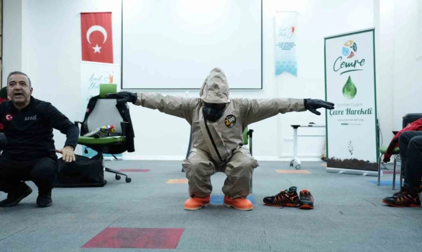 Elazığ'da  arama ve kurtarma eğitimleri sürüyor