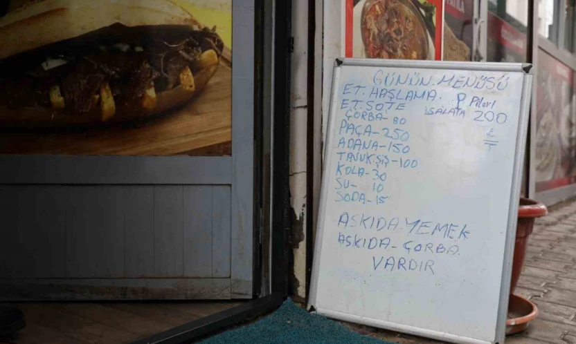 Elazığ'da 'askıda yemek ve çorba' uygulaması yürek ısıttı