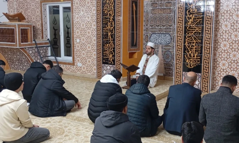 Elazığ'da  sabah namazı gençlik buluşmaları sürüyor