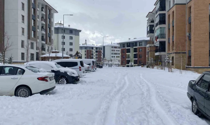 Elazığ'da eğitim-öğretime 1 gün daha ara verildi