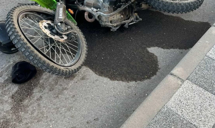 Elazığ'da hafif ticari araç ile motosiklet çarpıştı: 1 yaralı