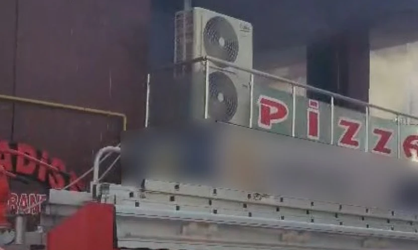 Elazığ'da iş yerinde çıkan yangın paniğe neden oldu