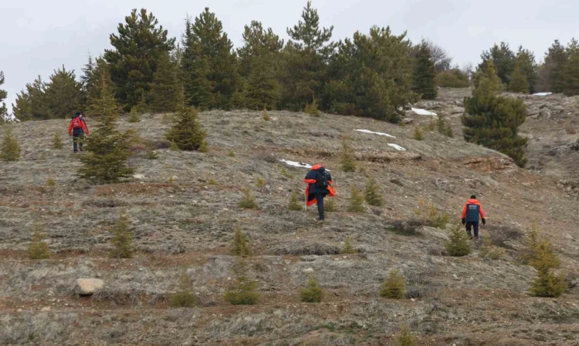 Elazığ'da kaybolan yaşlı adam, 3 gündür aranıyor