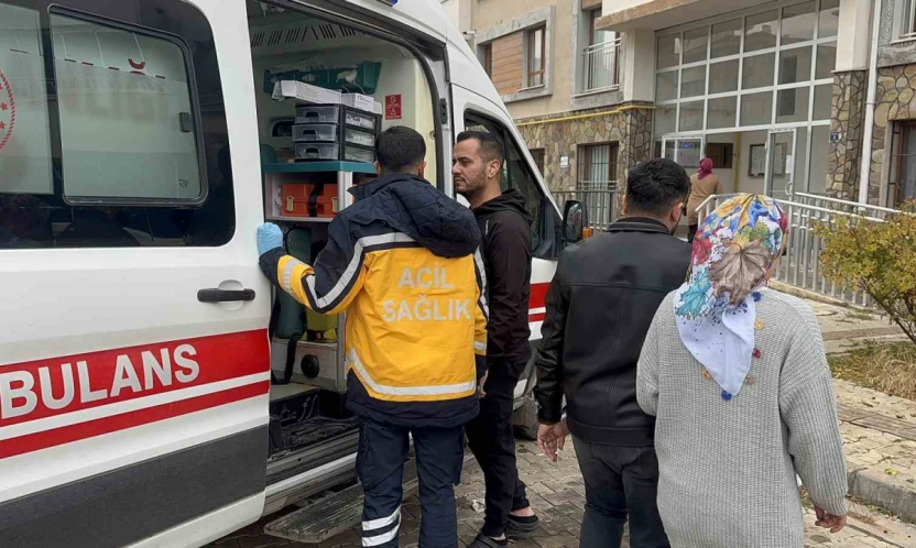 Elazığ'da korkutan yangın: 9 kişi dumandan etkilendi