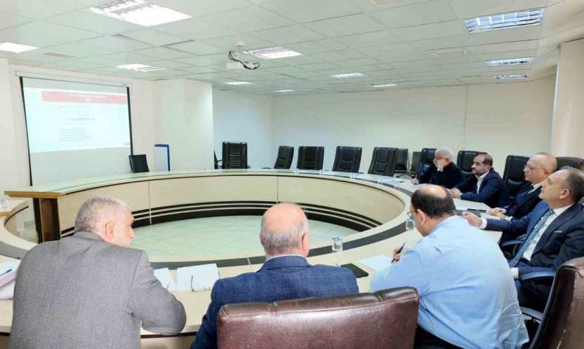 Elazığ'da sağlık tesisleri değerlendirildi