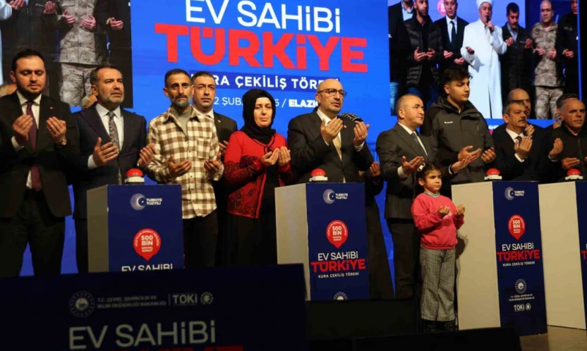 Elazığ'da sosyal konut heyecanı: 3 bin 825 konutun kurası çekildi