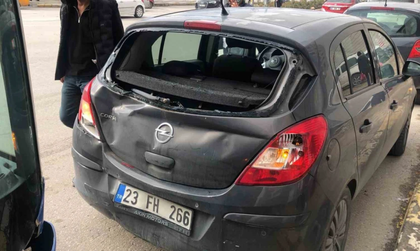 Elazığ'da trafik kazası: 2 yaralı