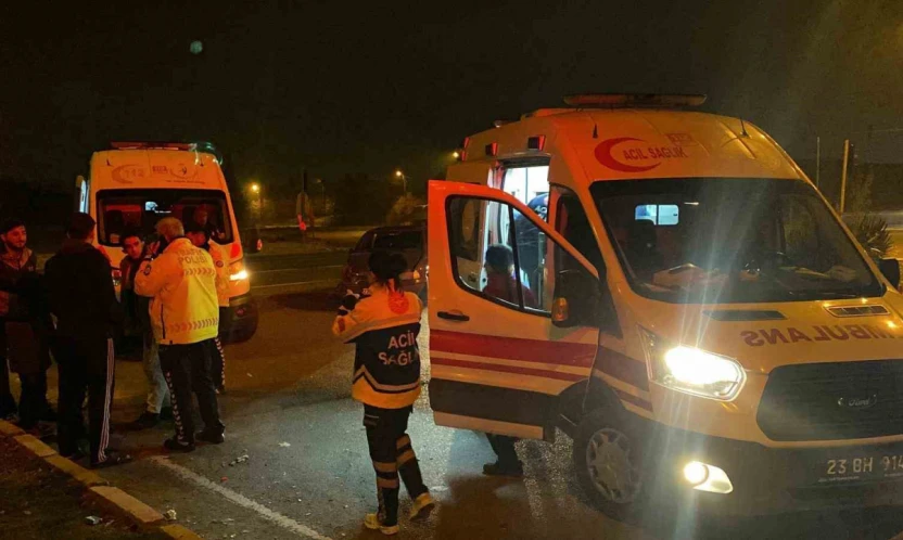 Elazığ'da trafik kazası: 6 yaralı