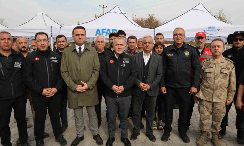 Elazığ Valisi Hatipoğlu: 'Çalışmalarımız çocuğumuz bulununcaya kadar devam edecek'