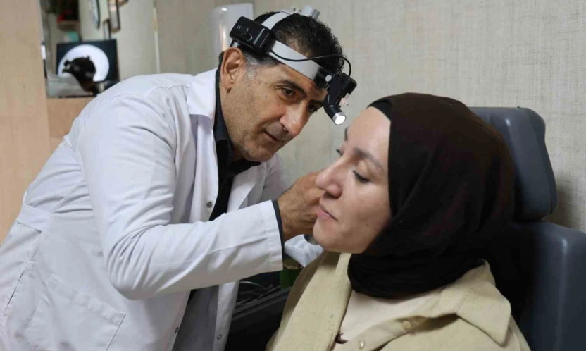 KBB Uzmanı Özbay: 'Mevsim geçişlerinde üst solunum yolu enfeksiyonları diğer mevsimlere göre biraz daha sık görülmektedir'