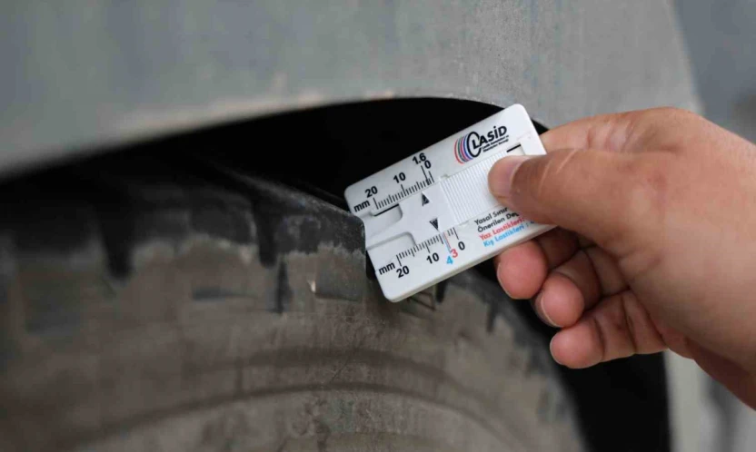 Kış lastiği takmayan sürücülere 5 bin 856 lira ceza