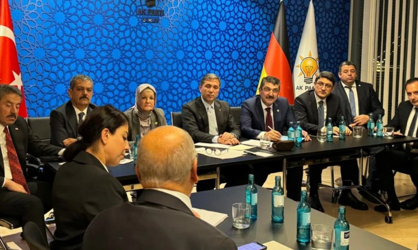 Milletvekili Keleş, Berlin'de Kritik Temaslarda Bulundu