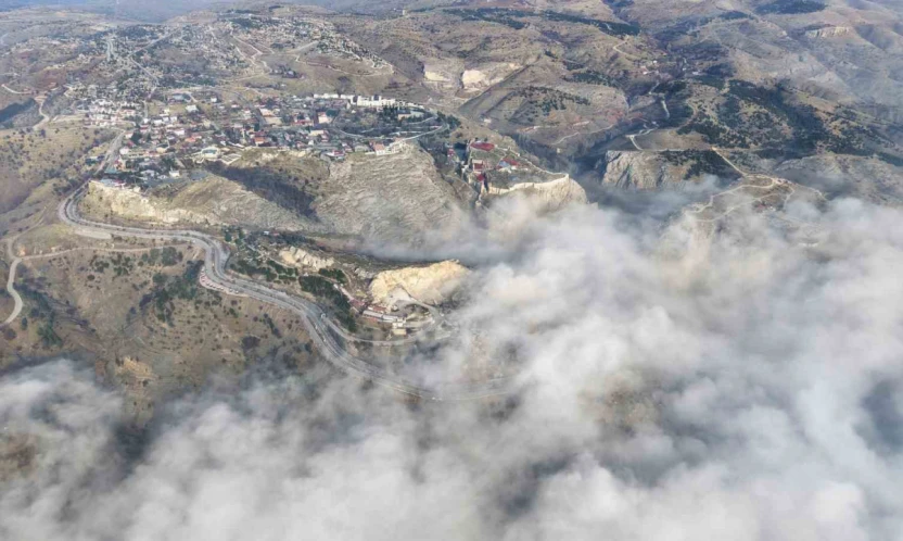 Sis perdesi altındaki Elazığ drone ile görüntülendi
