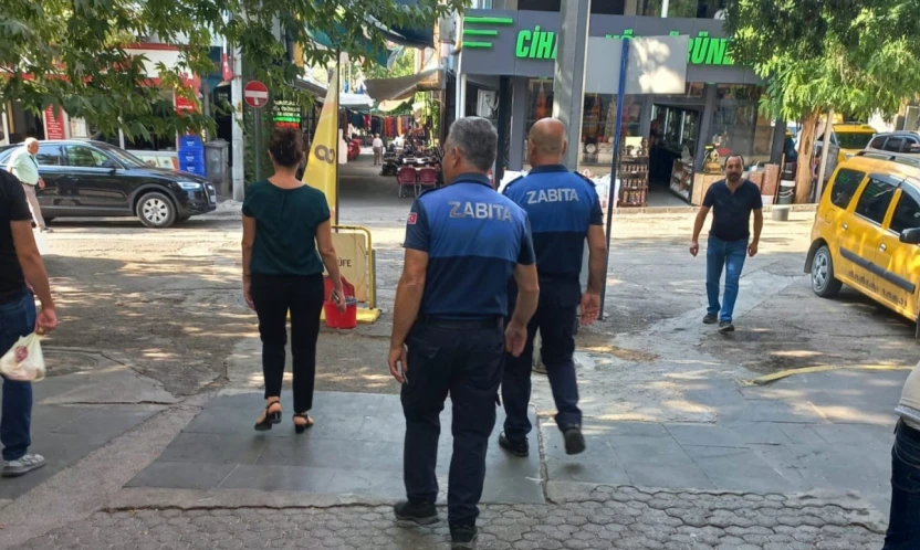 Tunceli'de kaldırım işgaline yönelik denetim: 9 esnafa para cezası